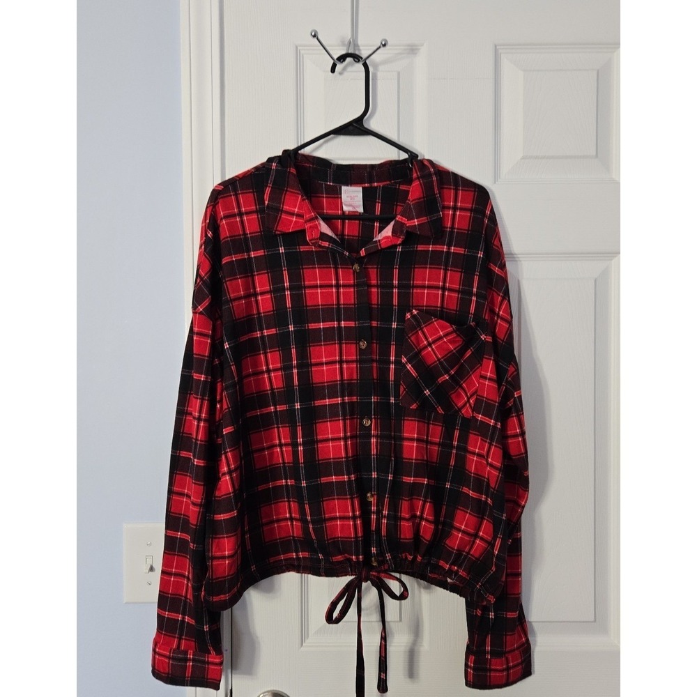 No Boundaries Womans Plus Fannel Shirt. Size 3XG Plaid red & Black
